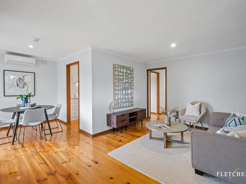Low maintenance living meets renowned convenience