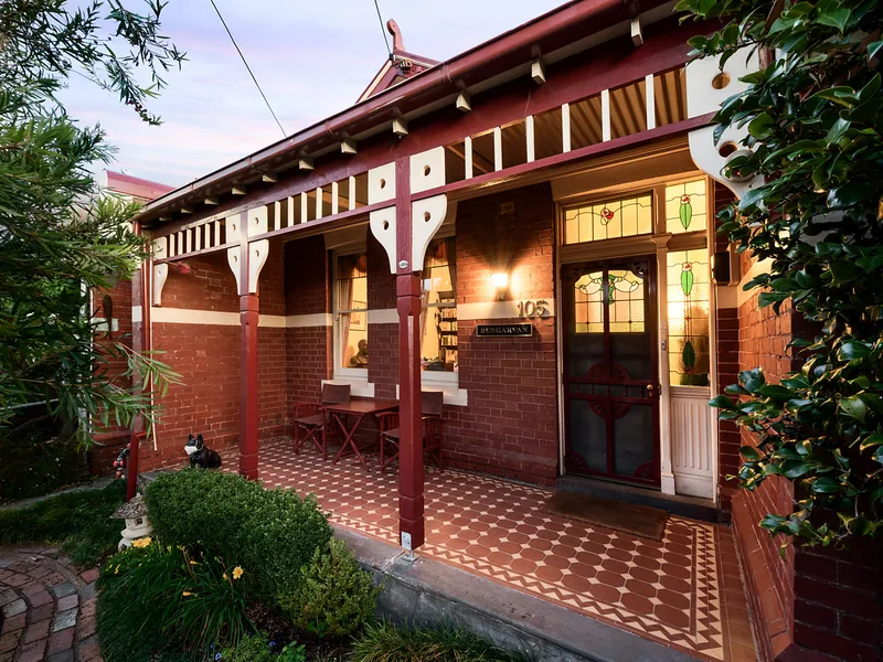 Gracious Edwardian family home in a prized parkside position