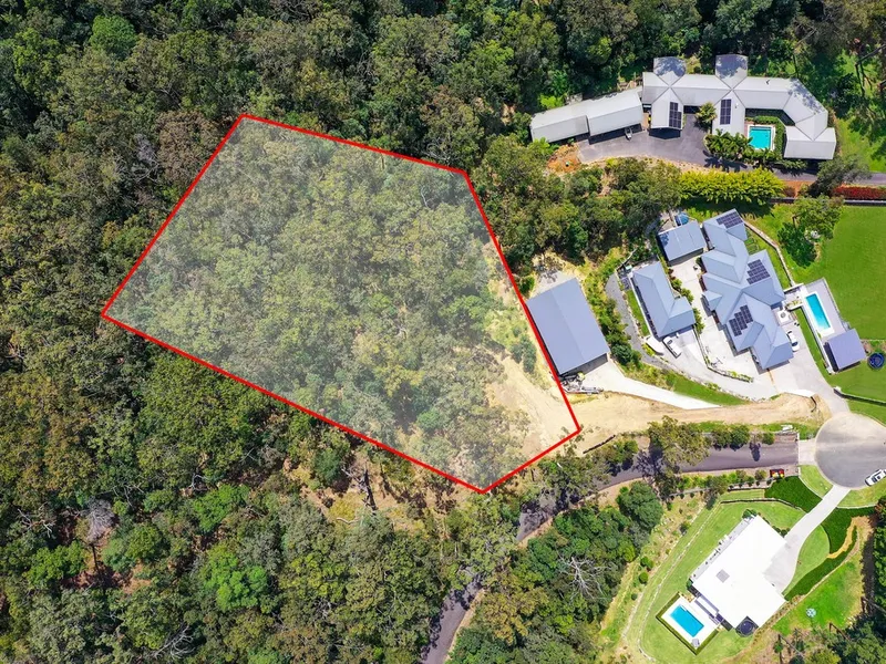 Rare Acreage Opportunity - 5,431m2 Vacant Land - 10 Minutes To Town