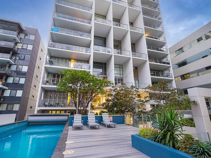 LUXURY APARTMENT WITH FANTASTIC RIVER VIEW