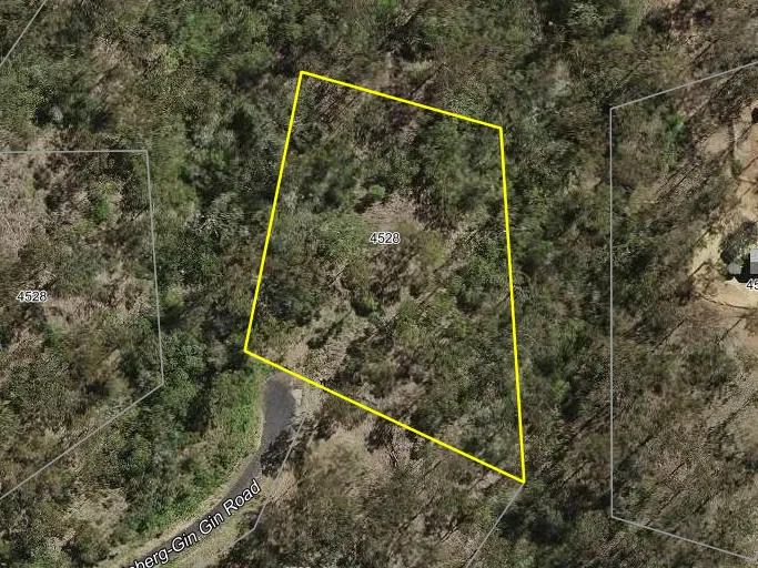 4,552m2 Block with power to the block