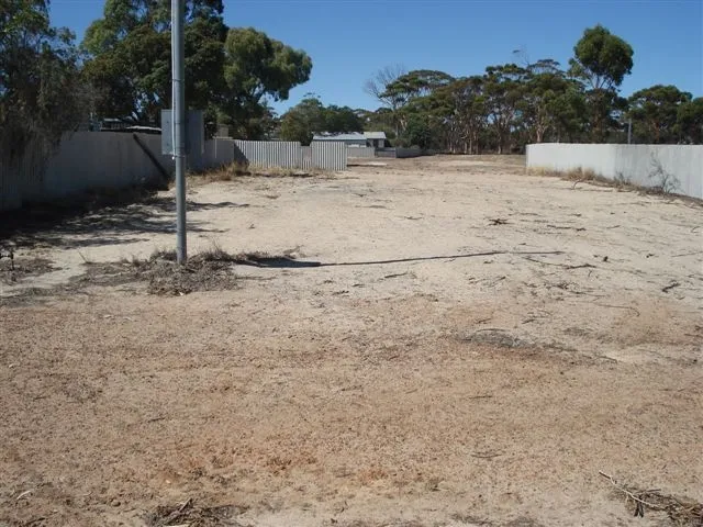 LARGE HOME BLOCK READY