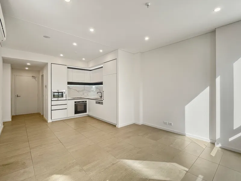 Near New Courtyard Apartment