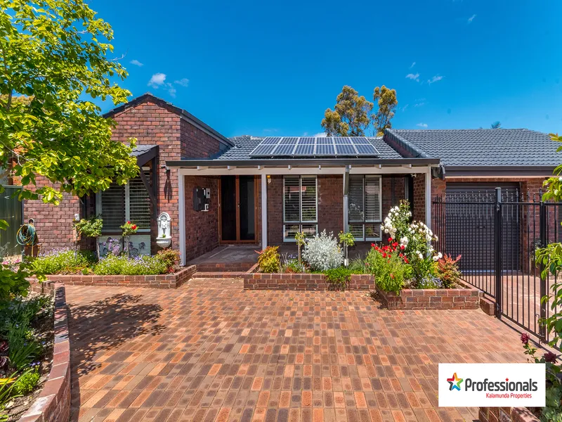 STYLISH AND SPACIOUS FAMILY HOME