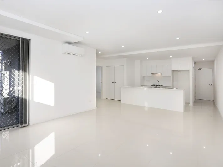 Large Furnished 2 bedroom apartment