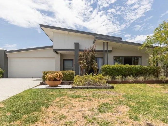 B-I-G For Family & Entertaining