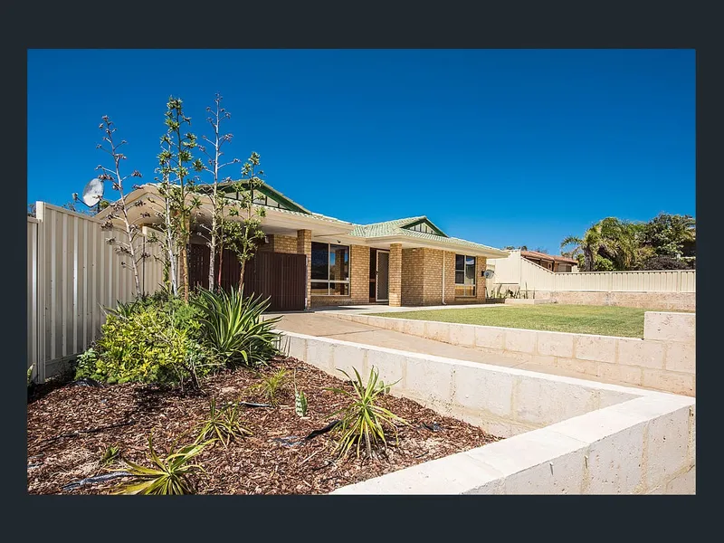 Break Lease - 3 x 1 with a shed!