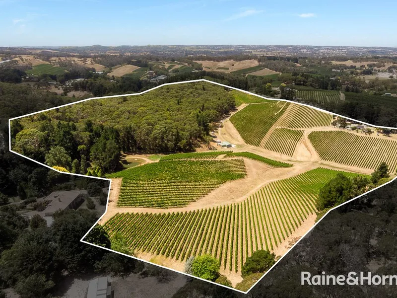 LINDEN HILL - 18.6HA - 46 ACRES
