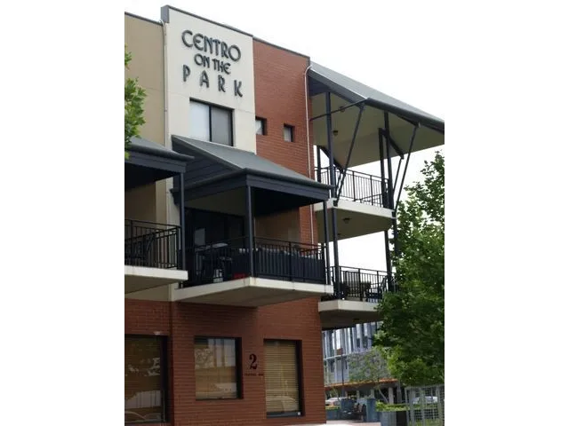 2x2x2 Subiaco Apartment