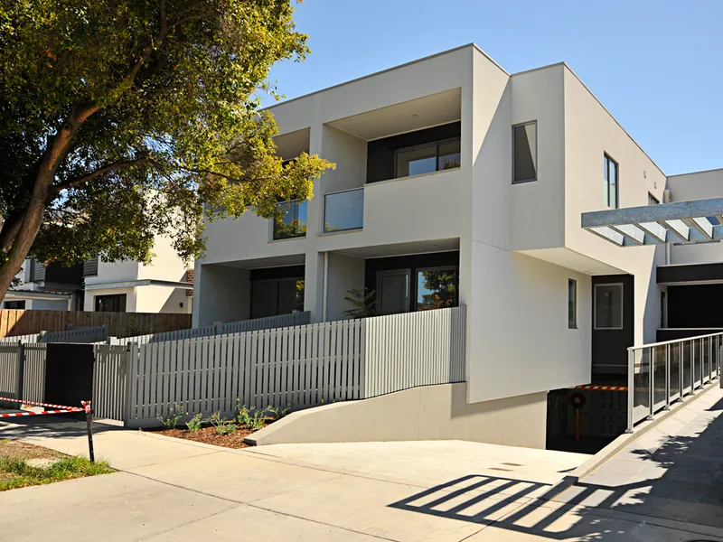 PLEASE REGISTER YOUR DETAILS BELOW TO BE NOTIFIED OF UPCOMING INSPECTION TIMES