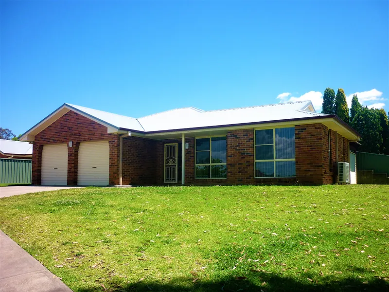 GREAT UNIT - NO STRATA