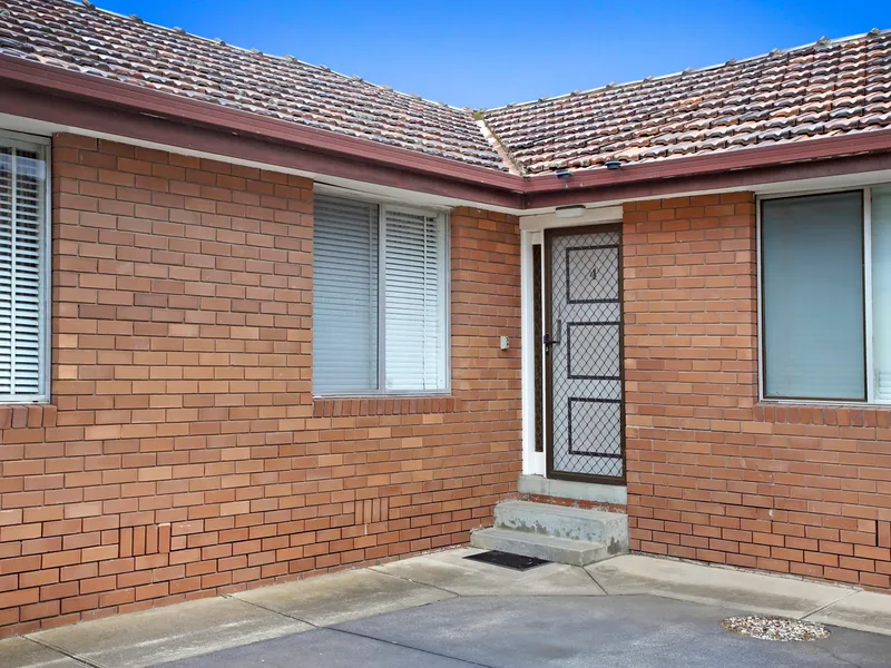 Quiet Block, Convenient location