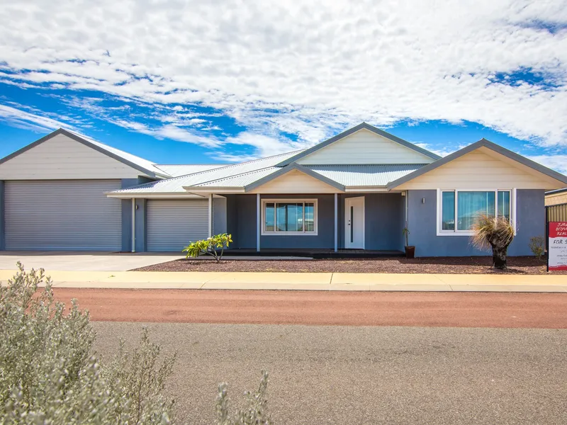 EVERYTHING IS QUALITY & FULL OF FEATURES