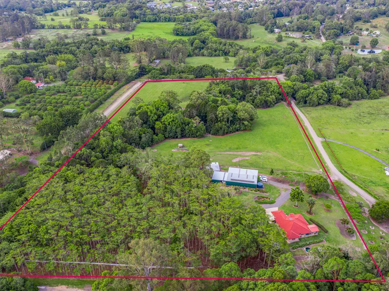 IS THIS YANDINA'S FINEST ACREAGE?