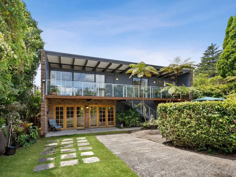 Character-filled Renovated Family Home on 777sqm approx