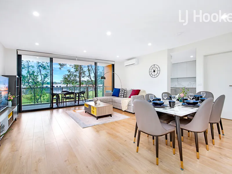 Oversized 3 bedroom split level apartments in building C