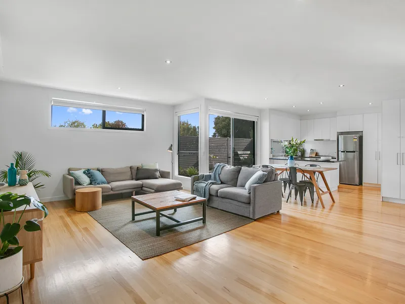 Boutique Apartment Living in Sought after Highett