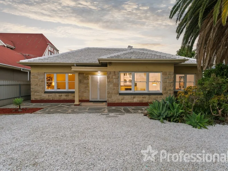 Classic Renovated Austerity on an Easy-Care Allotment
