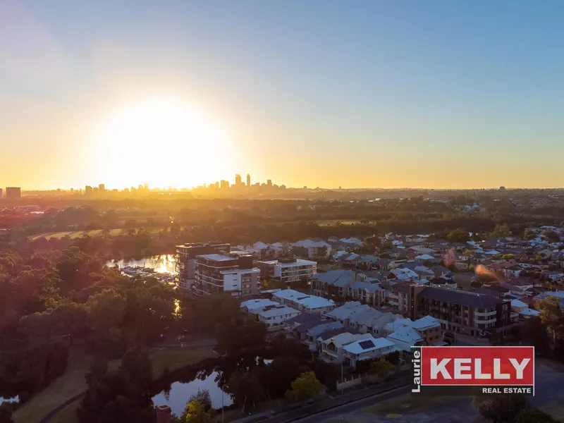 Ground Floor Apartment in Resort Style Complex near Swan River