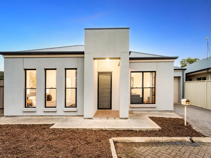 Low Maintenance Three-Bedroom Home Opposite Parklands!