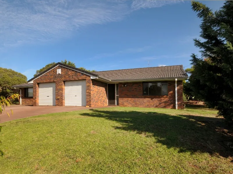 Fresh and Simple Unit in Kearneys Spring!