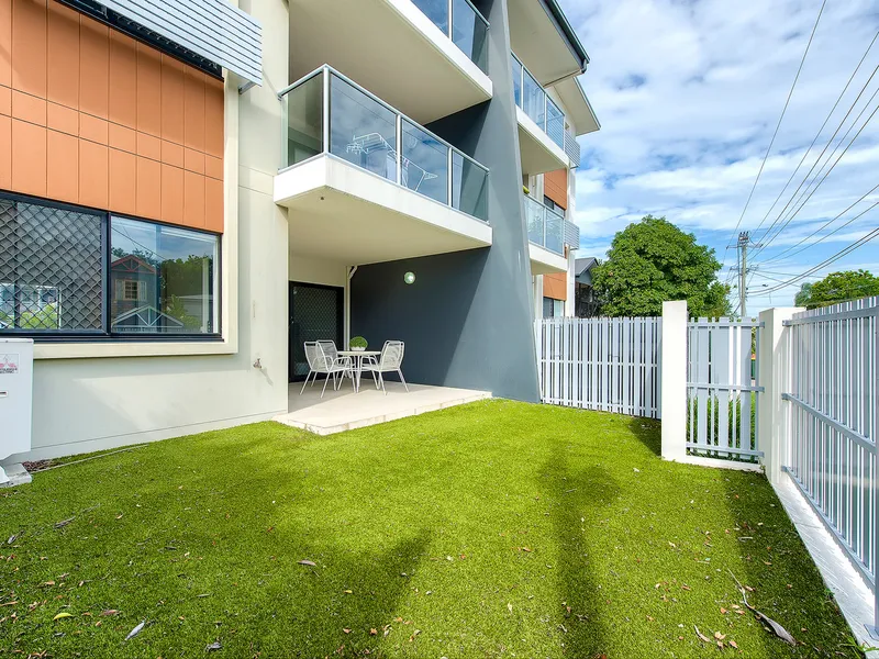 GROUND FLOOR LIVING WITHOUT COMPROMISE!