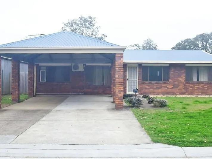 The perfect family home opposite park!