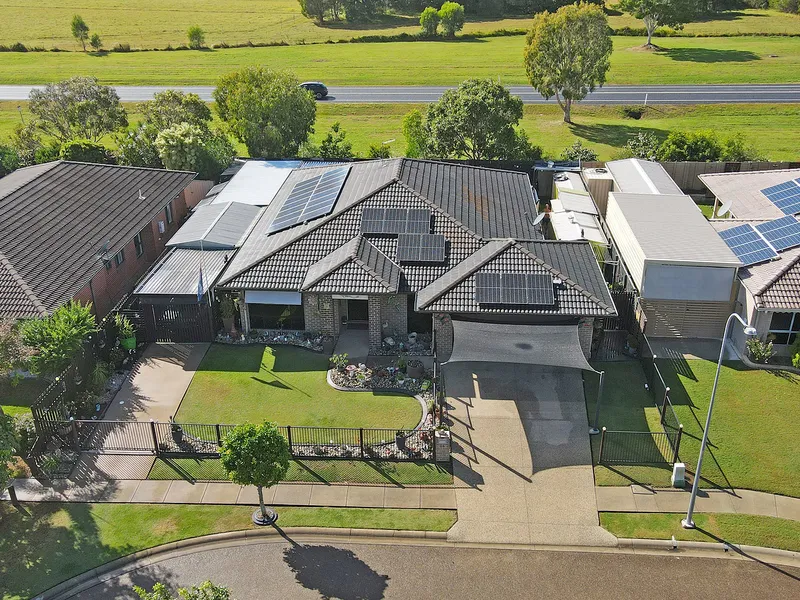 Entertainers Dream in a Central Location