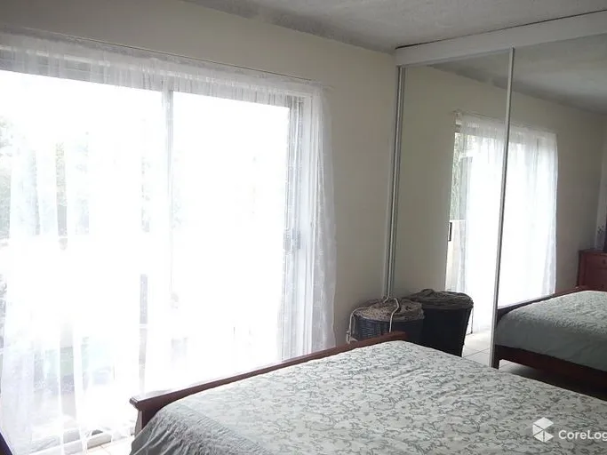Modern investment unit for couples and investors