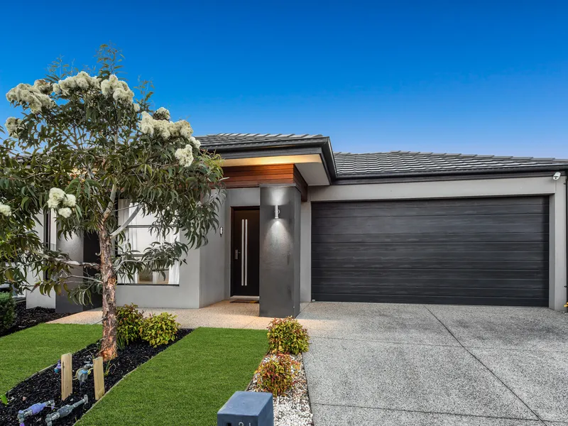 Sophisticated Four-Bedder in a Prized Locale