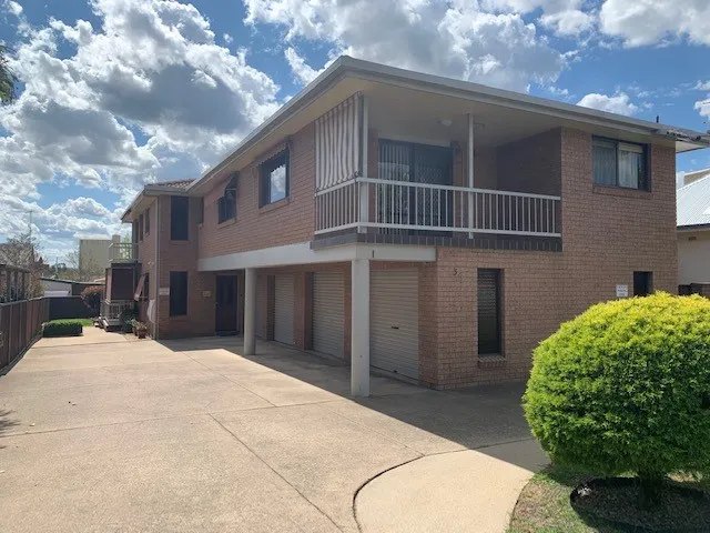 Fully furnished unit in the heart of West Tamworth convenient to all amenities