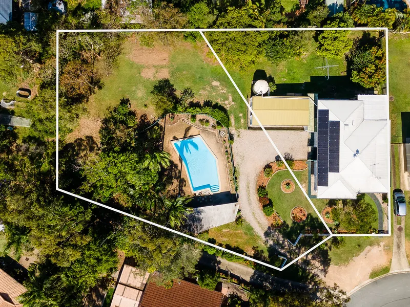 A post war opportunity on a massive 2,015sqm block