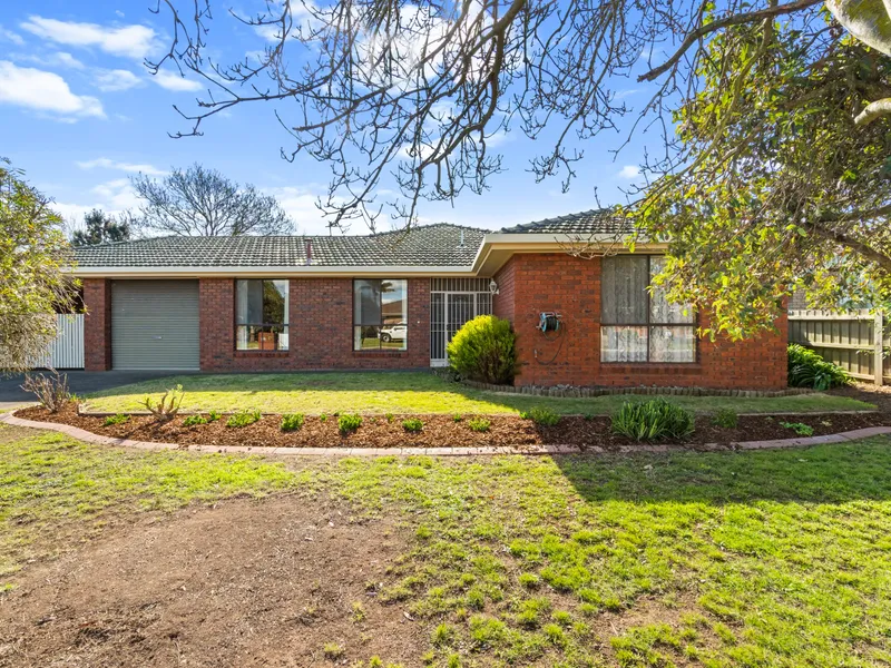 Solid Family Home in Quiet Court