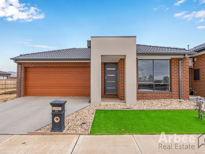 CONVENIENT 3 BEDROOM HOME
