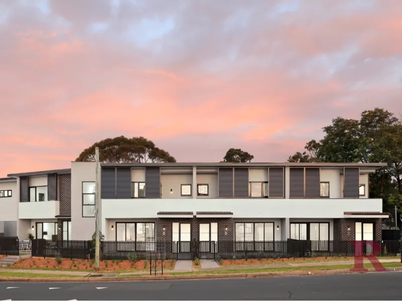 EXECUTIVE TOWNHOUSE LIVING
