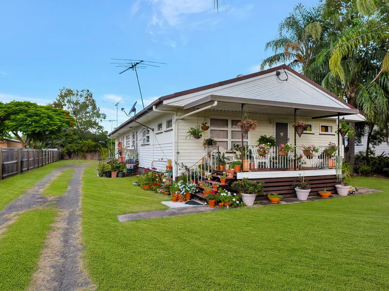 INVESTMENT OPPORTUNITY – SET OF 3 UNITS WITH AN IMPRESSIVE 6.5% RETURN