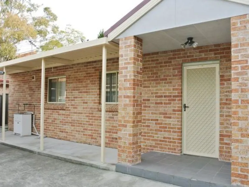 MODERN 2 BEDROOM GRANNY FLAT