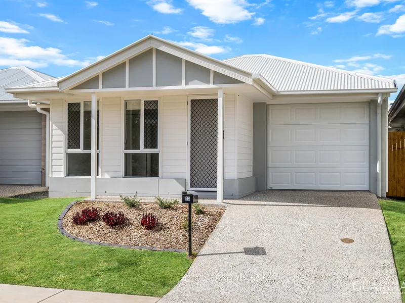 MODERN 4 BEDROOM GEM!