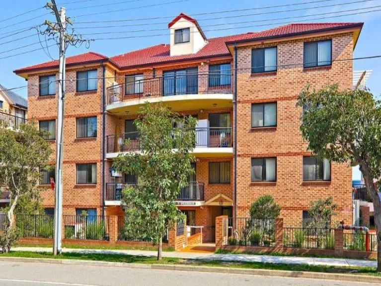 2 Bedroom Unit In Homebush West