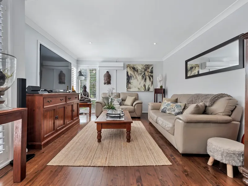 An easy two-level design and location appeal