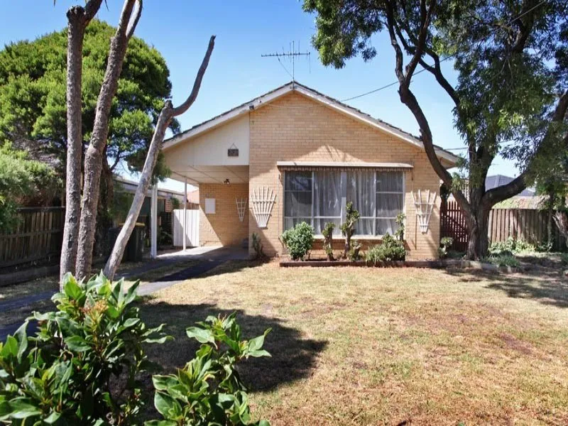 Ideally Positioned Family Home