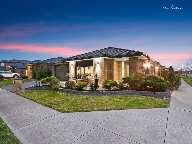 3 Bedroom Family House !