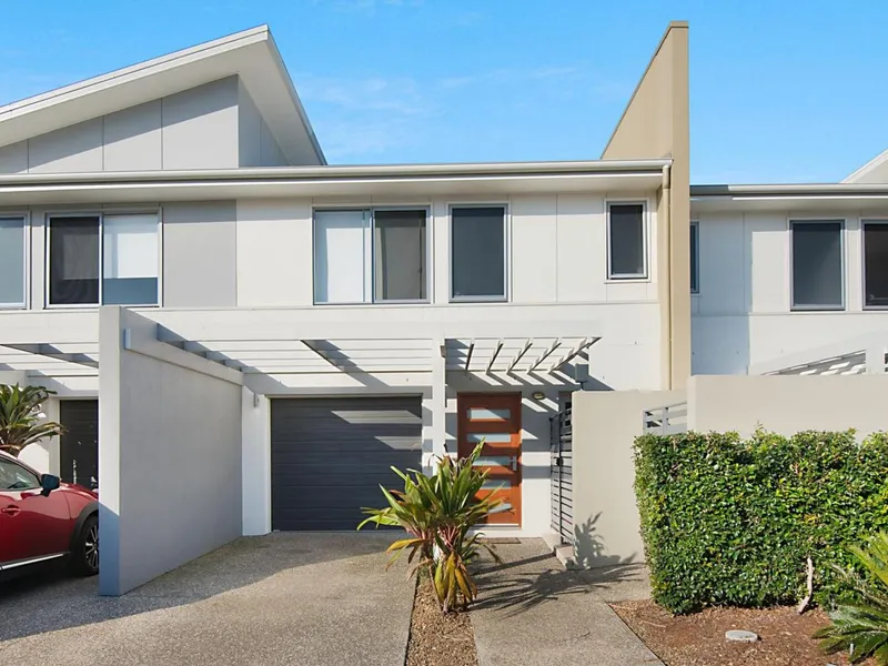 Resort Style Townhouse