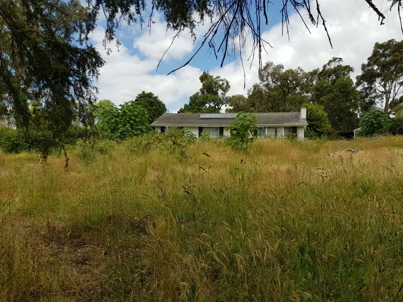 992 MOUNTAIN HIGHWAY, BORONIA Vic 3155