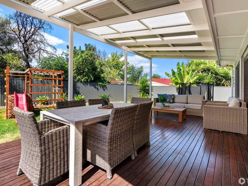 Coastal Classic On A Family Friendly Block