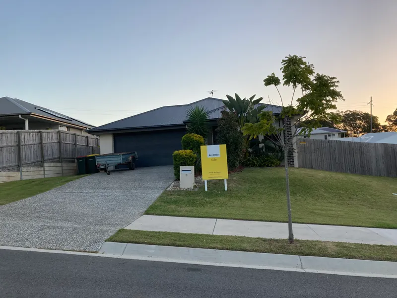 DESIGNED FOR THE MODERN FAMILY - LOW MAINTANANCE FAMILY HOME