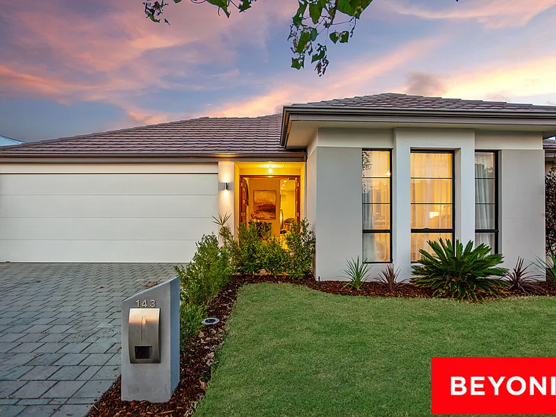 BEAUTIFUL BOULEVARD HOME!!!