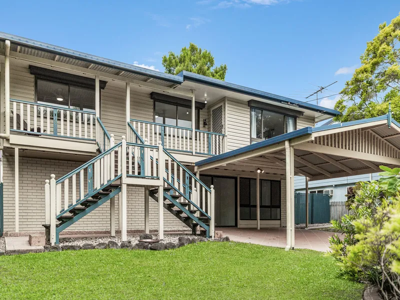 Experience the charm of a classic Queenslander-style home with abundant character!!