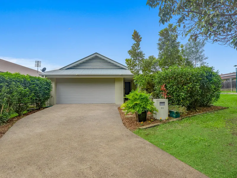 Five Bedroom Ivadale Lakes Home