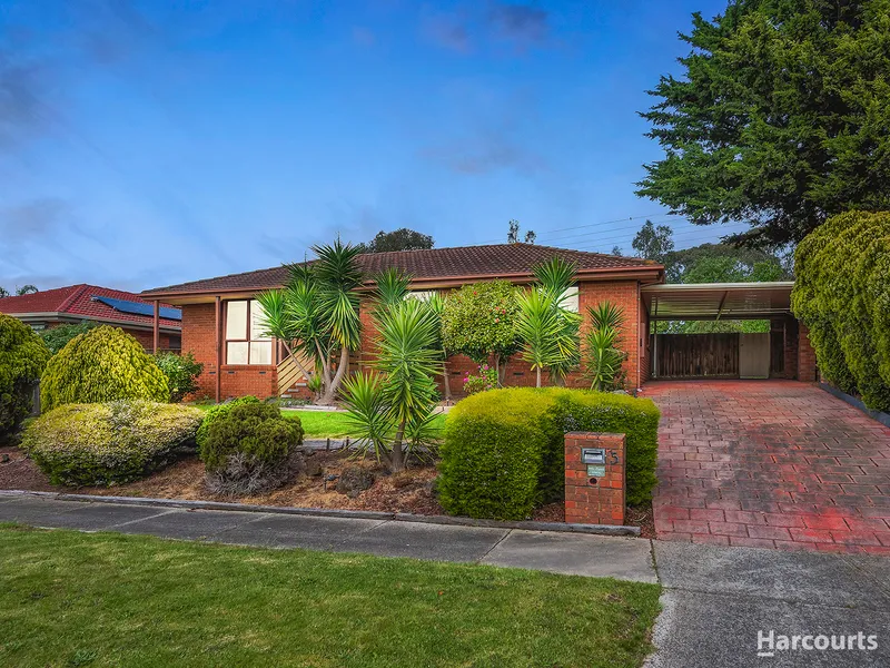 Great Family Home with Breathtaking Views!